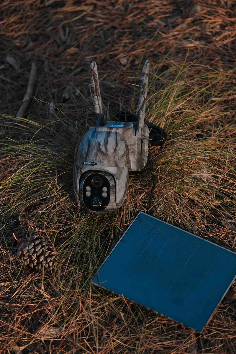 Solar + 10,400mAh — Up to 10 Months Standby